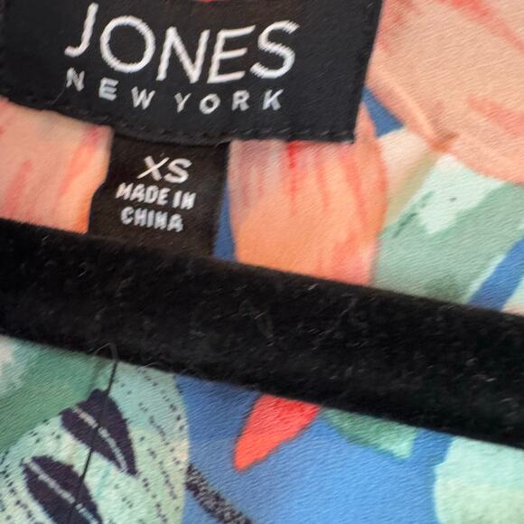 Jones New York Women's Blue Lagoon Multi Printed Chiffon Tunic Top Size XS NWT - Picture 12 of 15